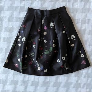 H&M Like New Floral Print Black Satin Skirt WITH POCKETS US2